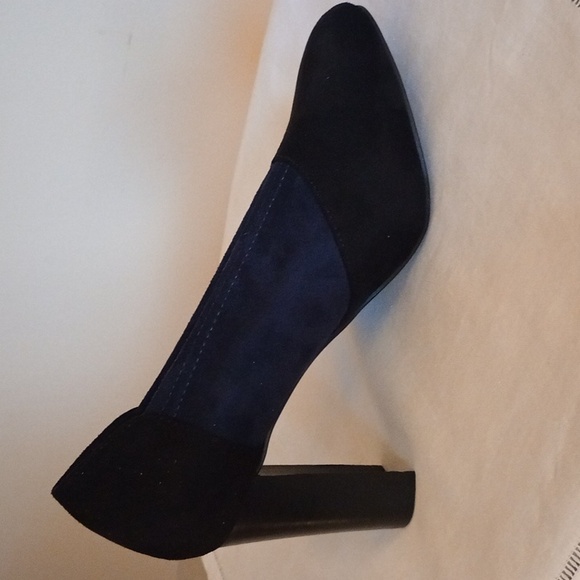 IMPO STRETCH BLACK/BLUE SUEDE HIGH HEELED SHOES. SZ 7 1/2.  EUC - Picture 3 of 11